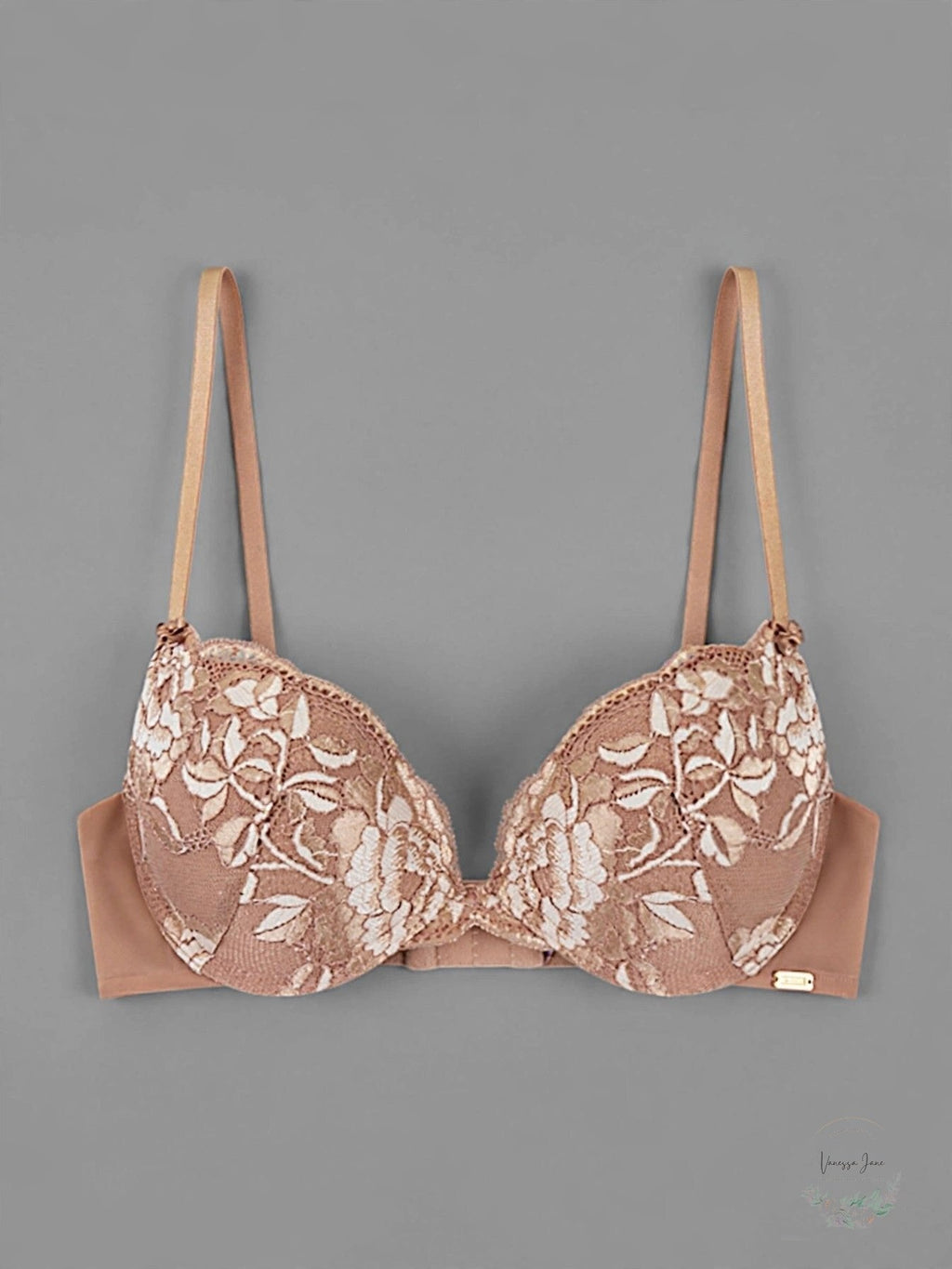 Adore Me Womens Jaya Push up Plunge Bra -32B