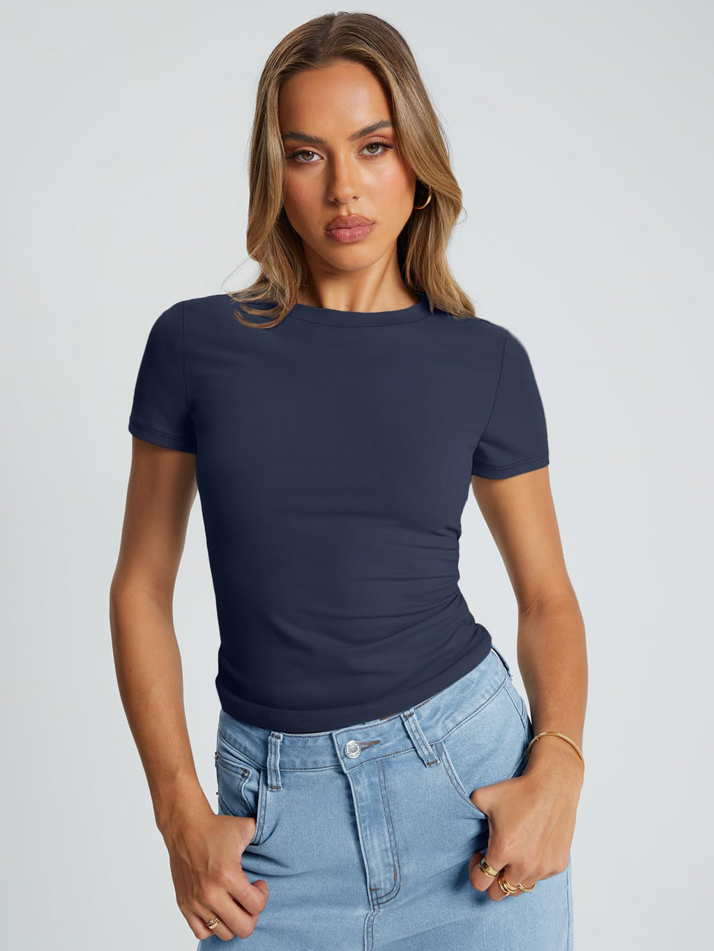 Trendy Queen Womens Basic T Shirts Summer Tops 2025 Crop Short Sleeve Slim Fit Tee Cute Gym Workout Clothes